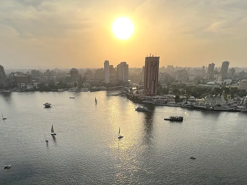 Le Caire